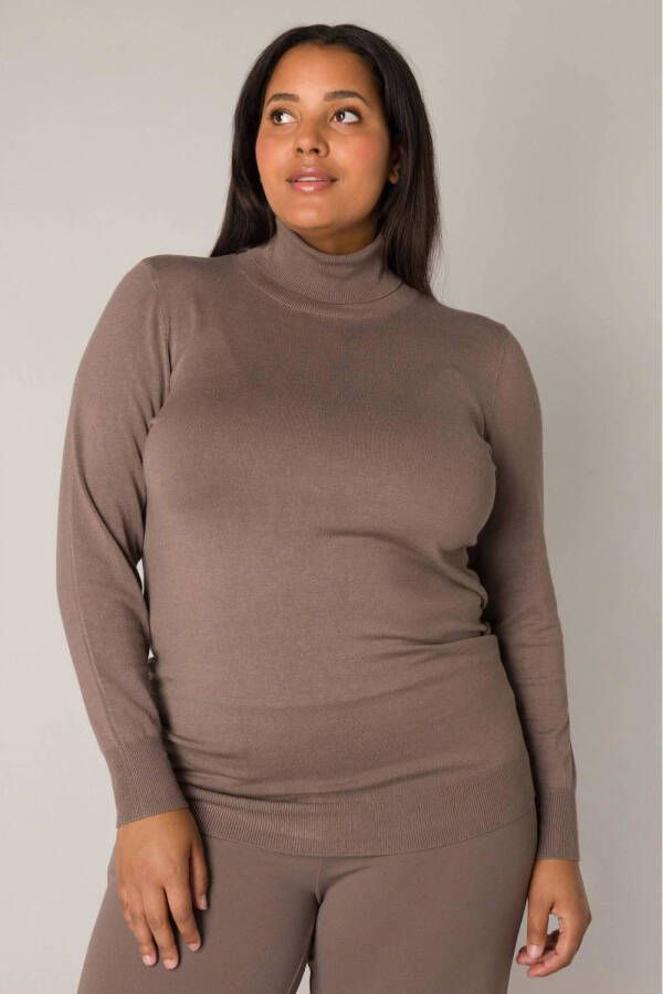 Base Level Curvy top Yuena taupe
