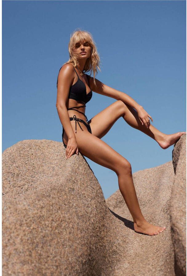 Beachlife strik bikinibroekje met textuur zwart