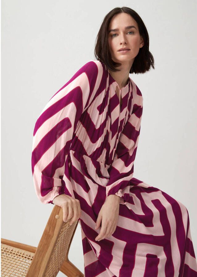 comma maxi jurk met all over print roze aubergine