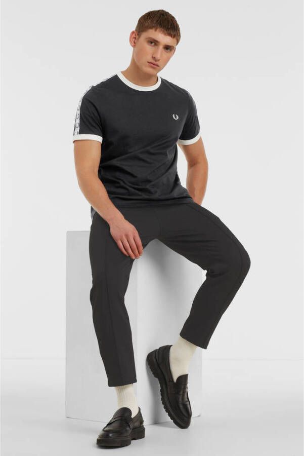 Fred Perry slim fit T-shirt Ringer met contrastbies black