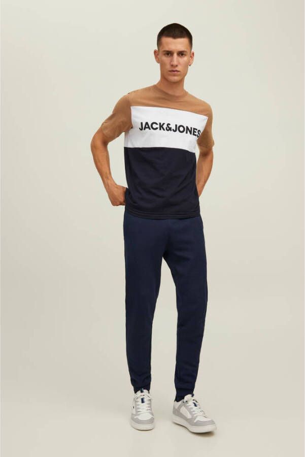 JACK & JONES ESSENTIALS slim fit T-shirt JJELOGO BLOCKING met printopdruk rubber