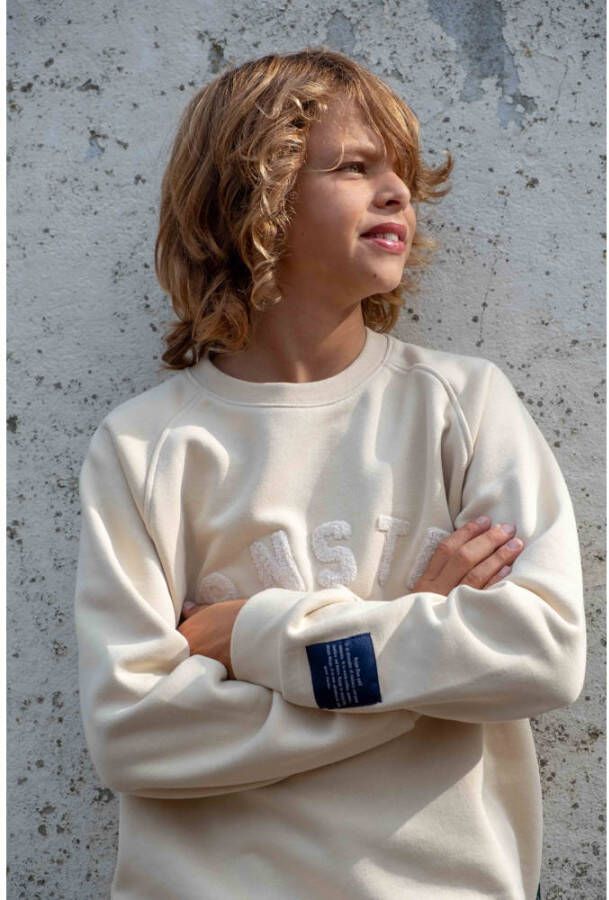 Kronstadt Kids sweater Harald met tekst offwhite