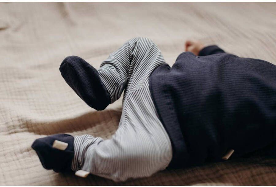 LEVV baby gestreepte regular fit broek LNESTORNOS donkerblauw