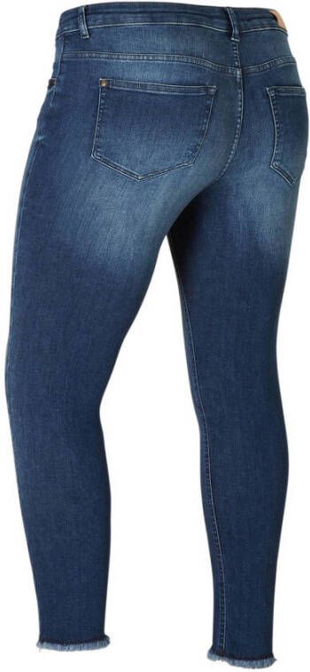 ONLY CARMAKOMA cropped skinny jeans CARWILLY met slijtage details dark denim