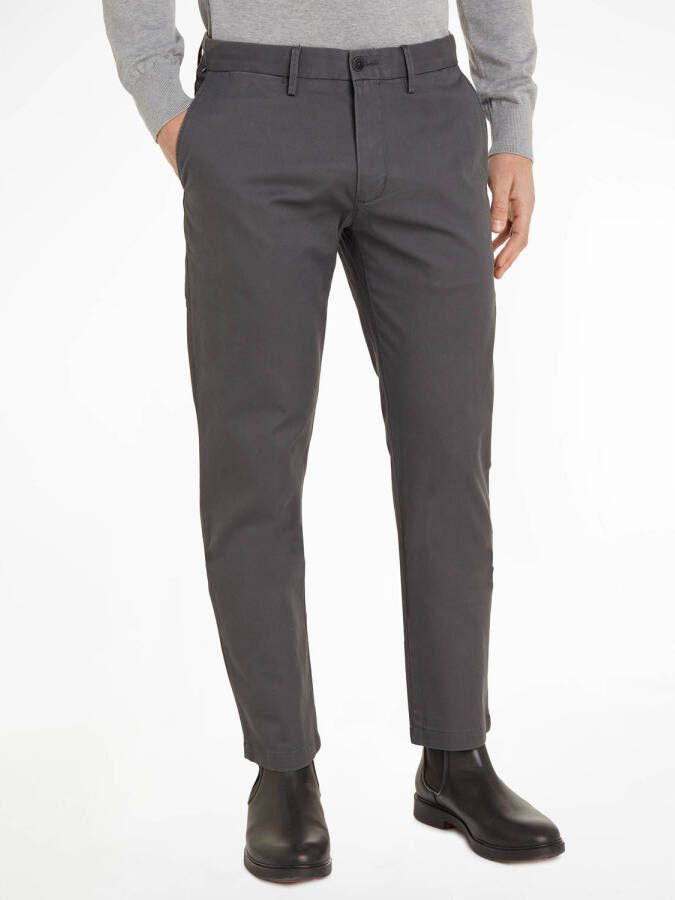Tommy Hilfiger straight fit chino CORE DENTON 1985 met katoen dark ash