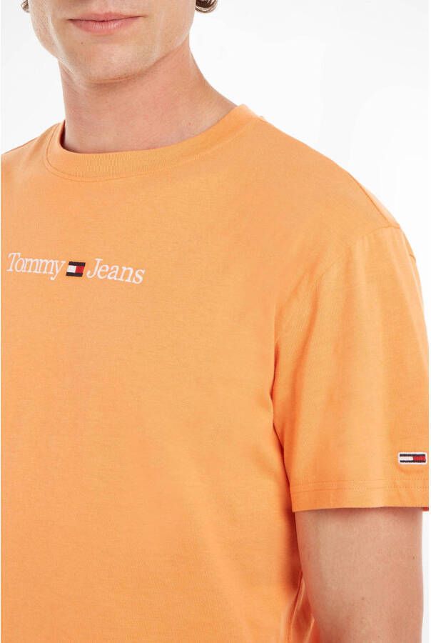 Tommy Jeans T-shirt met logo citrus orange