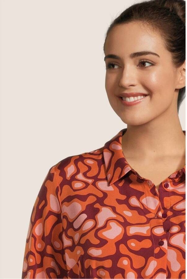 VERO MODA CURVE blousejurk VMAMELIA met all over print en ceintuur donkerrood oranje roze - Foto 3