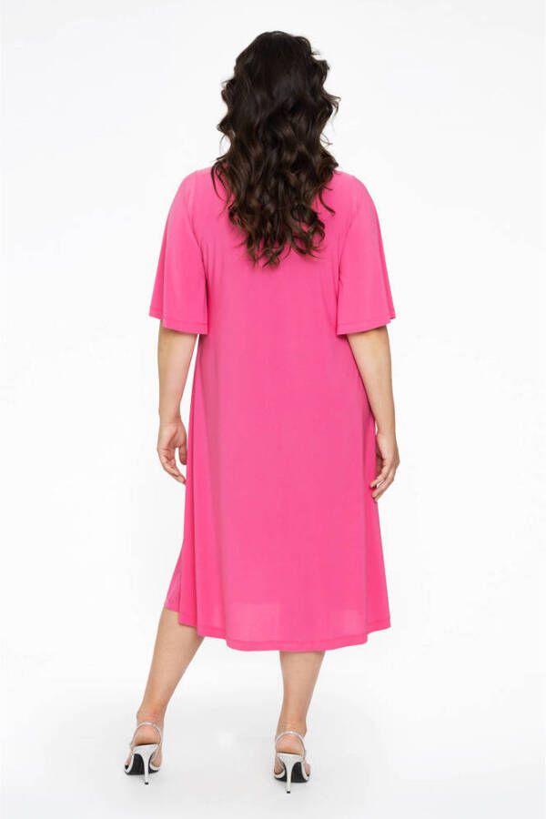 Yoek jurk met open detail van travelstof DOLCE roze