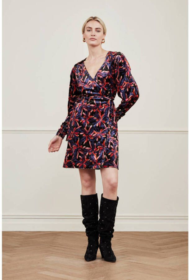 Fabienne Chapot wikkeljurk Nathalie van gerecycled polyester zwart blauw