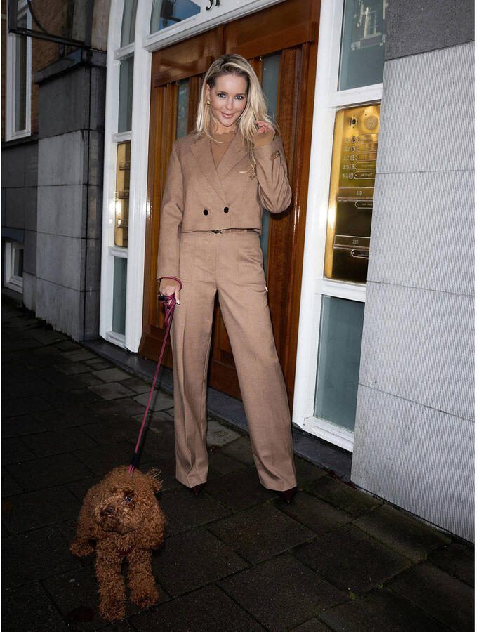 Fifth House cropped blazer camel - Foto 3
