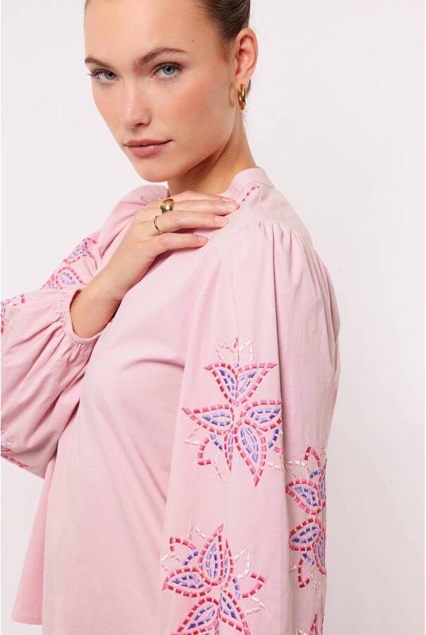 FLURESK gebloemde blousetop lichtroze