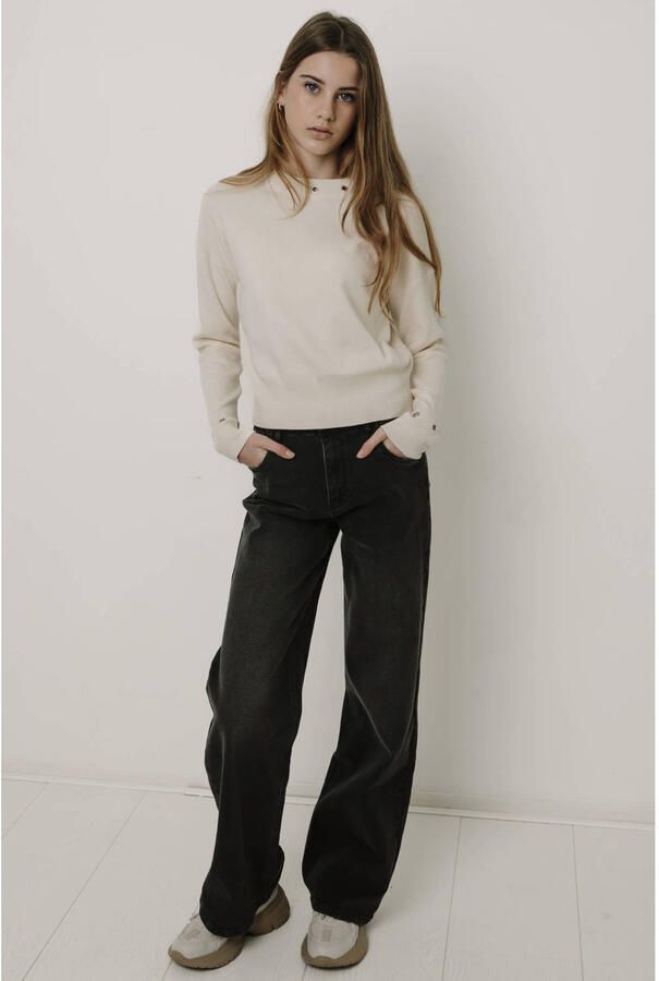 Frankie&Liberty boxy gebreide trui met cut-out crème