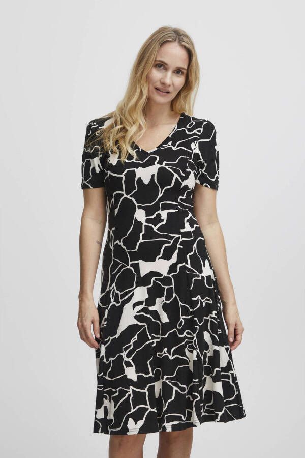 Fransa A-lijn jurk met all over print en plooien zwart wit