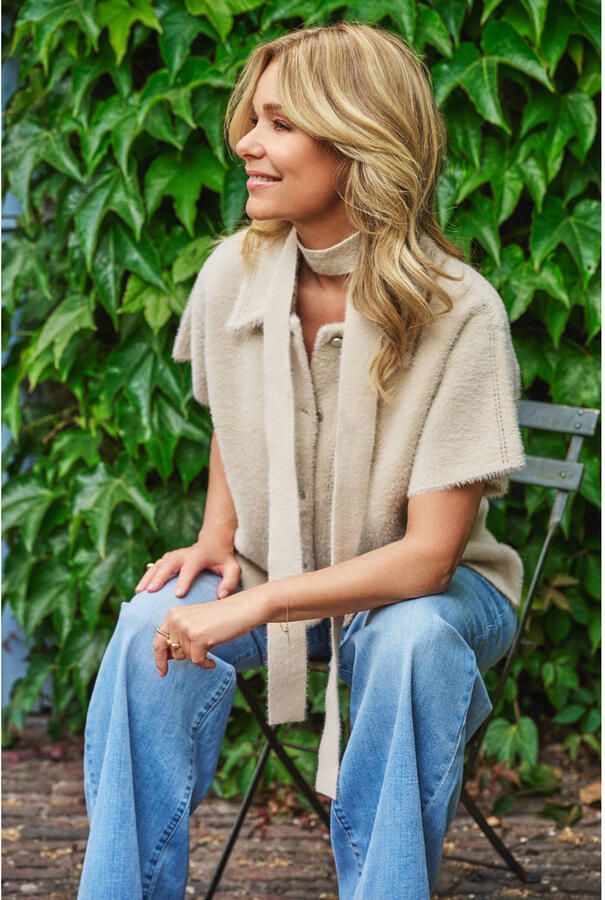 G-maxx X Froukje wikkelvest vest beige