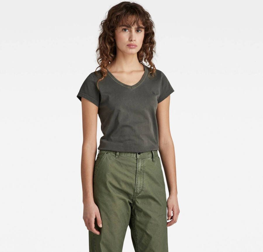 G-Star RAW Shirt met V-hals Eyben Slim Top met kleine logoprint op borsthoogte