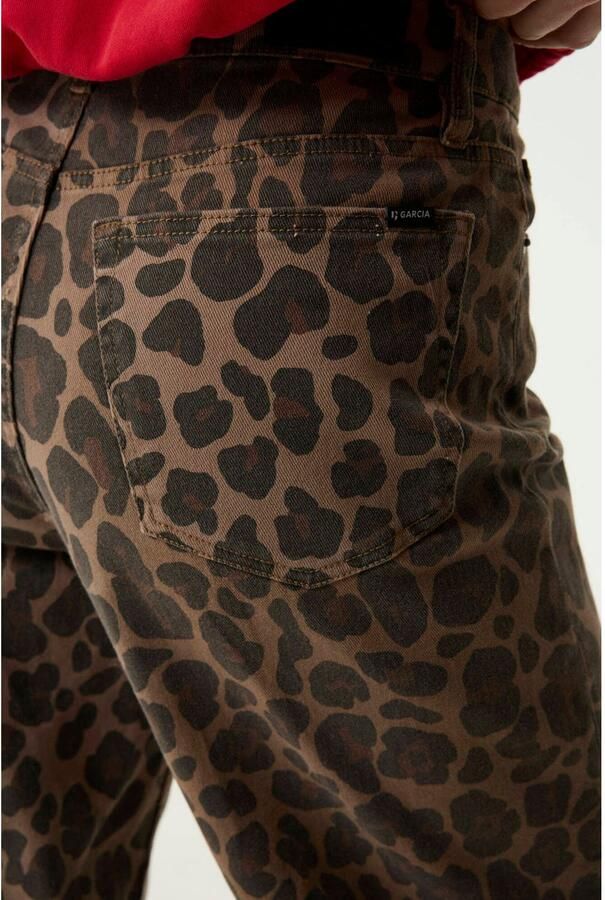 Garcia barrel jeans met panterprint bruin - Foto 2