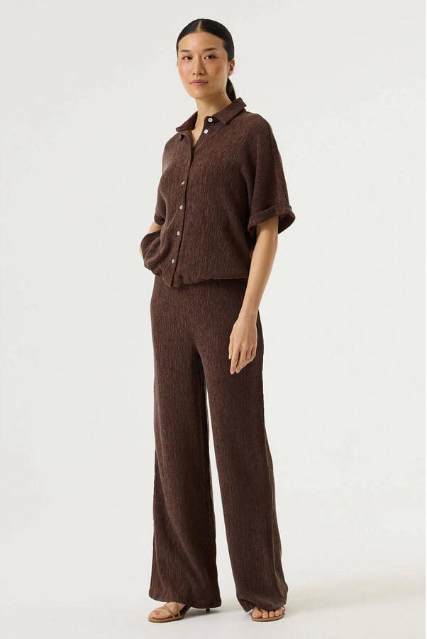 Garcia bootcut regular waist casual broek donkerbruin met textuur