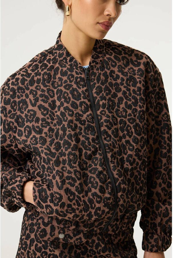 Garcia jacquard bomberjas met panterprint bruin