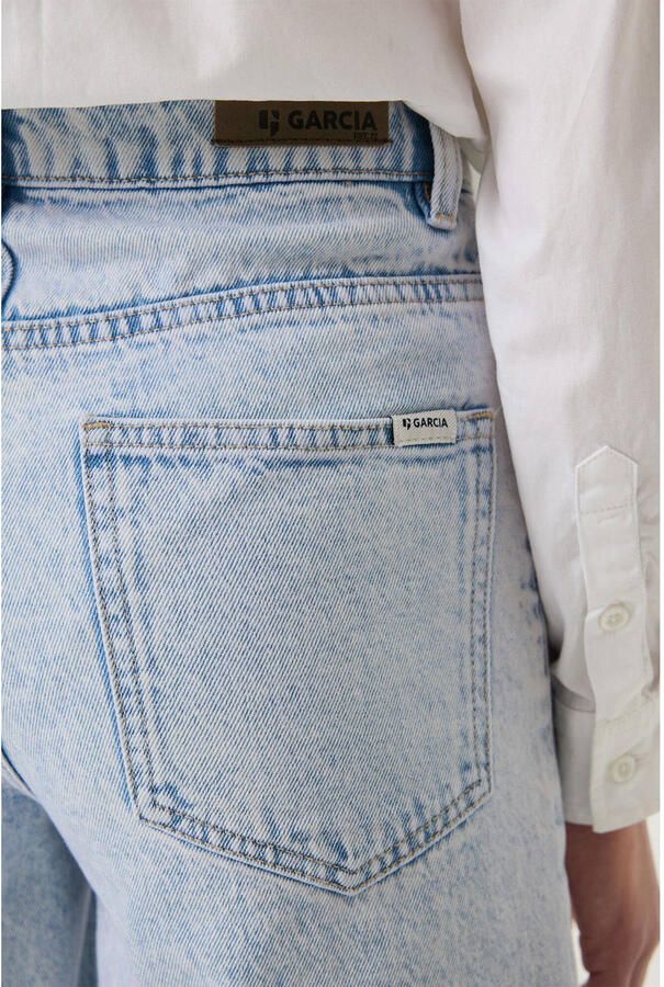Garcia relaxed denim short light blue denim - Foto 2