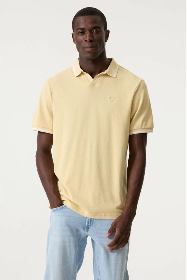 Garcia relaxed polo met contrast bies geel