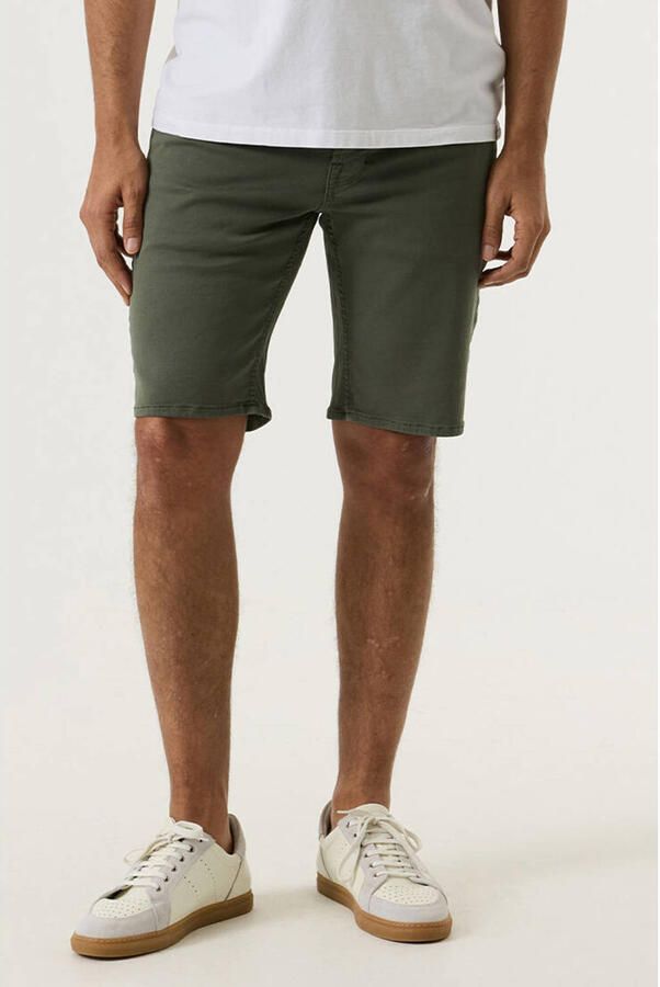 Garcia Russo 615 regular casual short donkergroen
