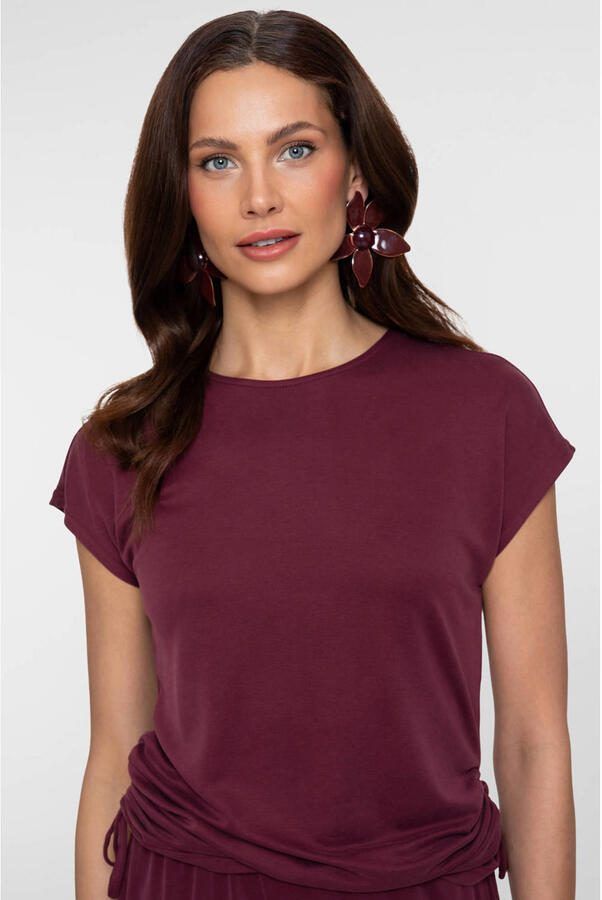 Geisha aansluitend top met rijgdetail aubergine
