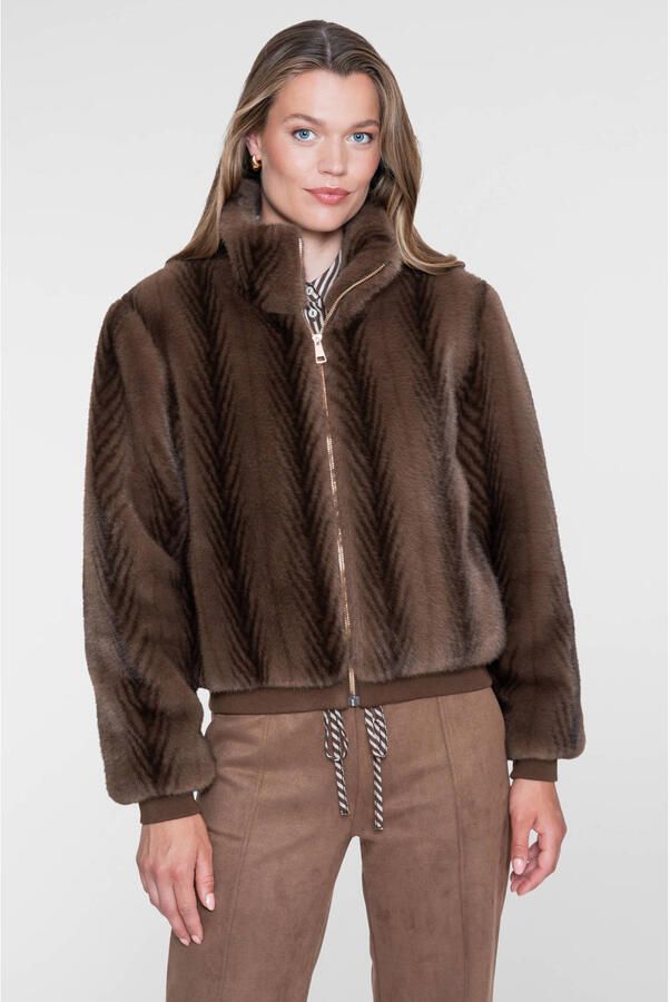 Geisha imitatiebont faux fur jas bruin