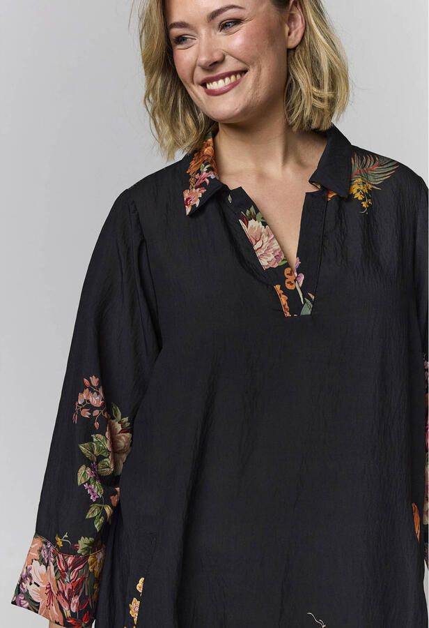 Gozzip gebloemde korte jurk Plus Size zwart - Foto 2
