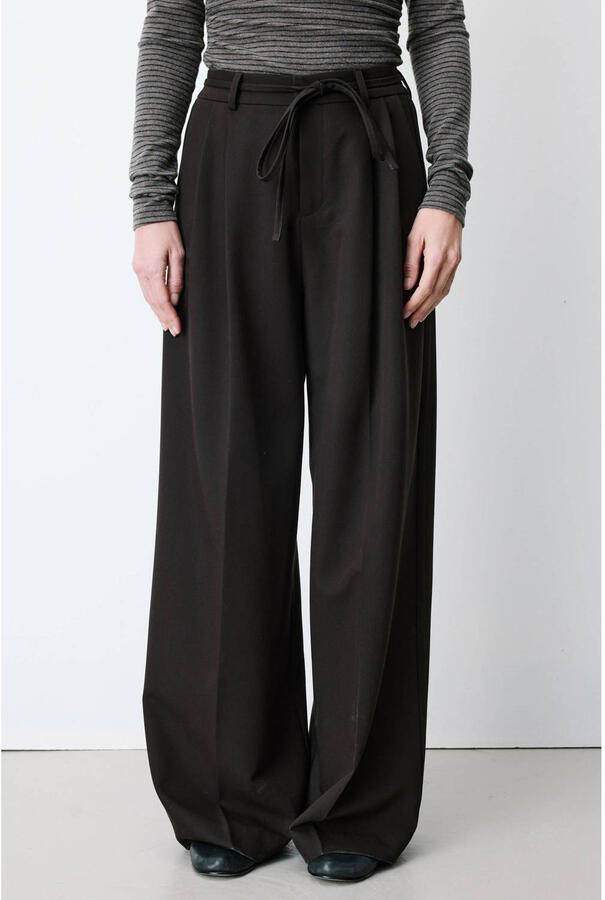 Grace & Mila wide leg pantalon met ceintuur donkerbruin
