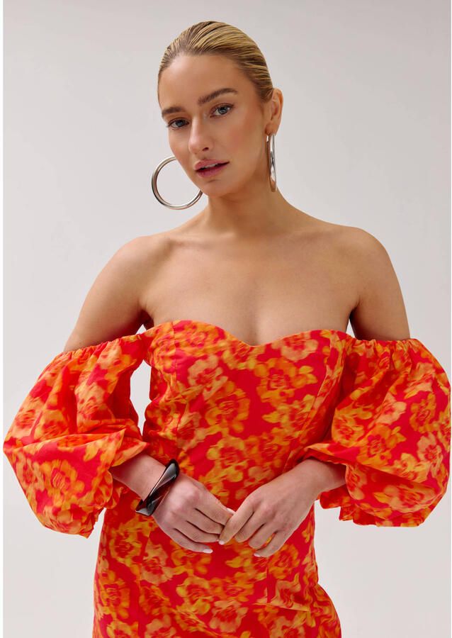 HARPER & YVE gebloemde off shoulder jurk rood