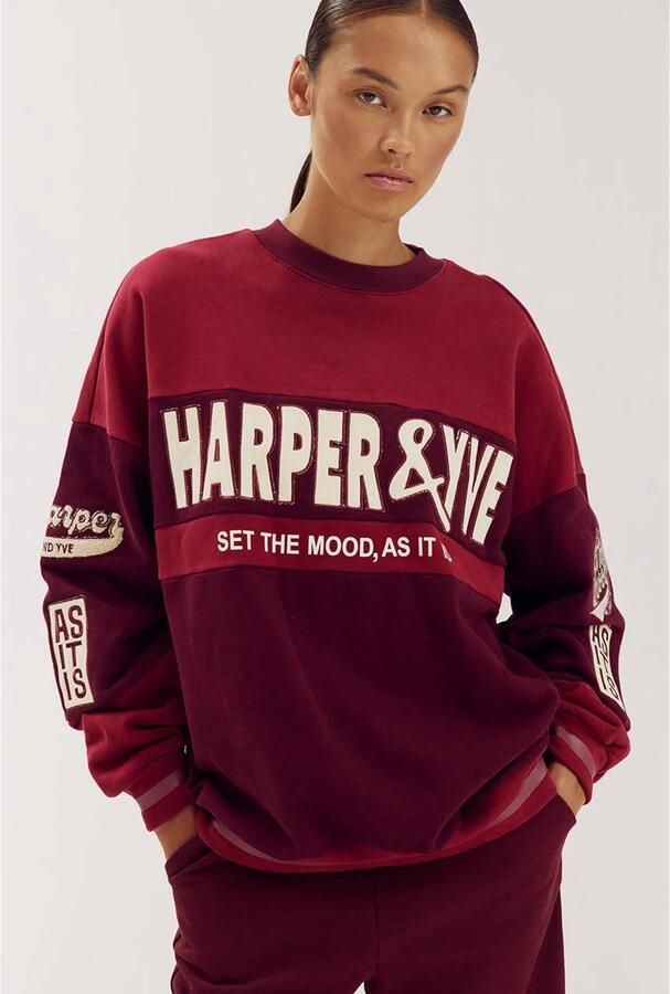 HARPER & YVE katoenen oversized trui met borduursels en logo wijnrood