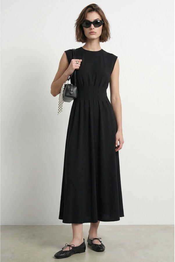 HYPEDROP maxi jurk met plooien zwart - Foto 3
