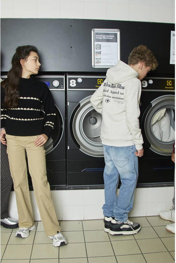 INDIAN BLUE JEANS Meisjes Truien & Vesten Knitwear Honey Comb Zwart