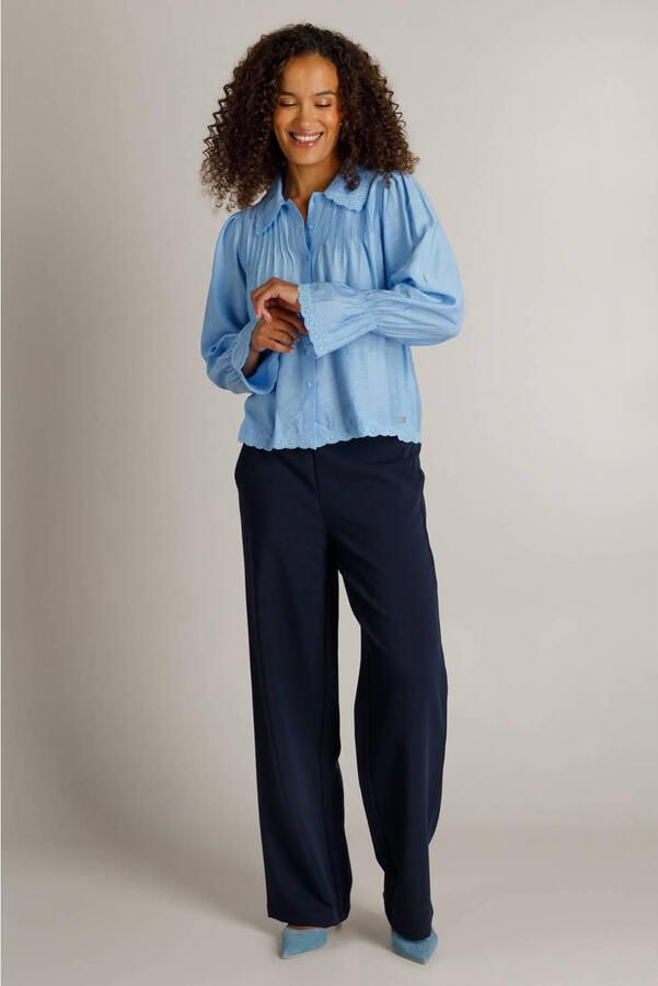 Ivy Beau blouse met broderie lichtblauw - Foto 2