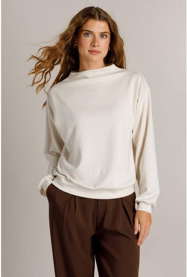 Ivy Beau sweater ecru