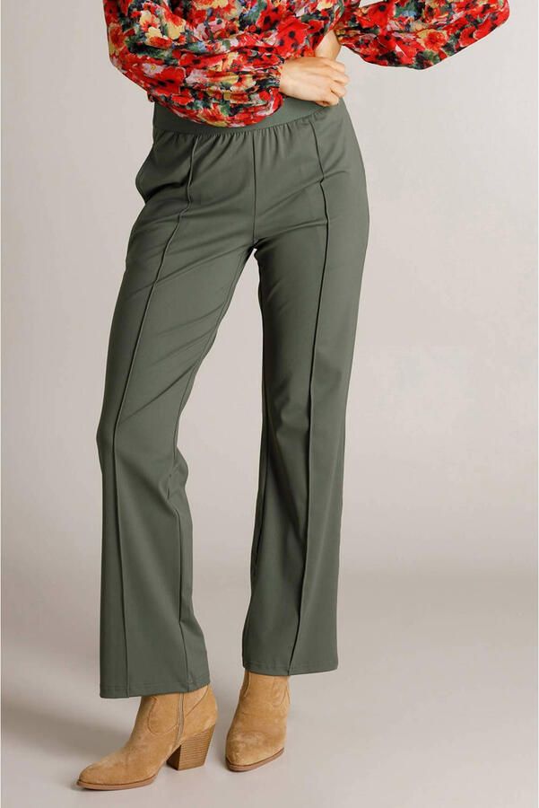 Ivy Beau wide leg broek van travelstof olijfgroen