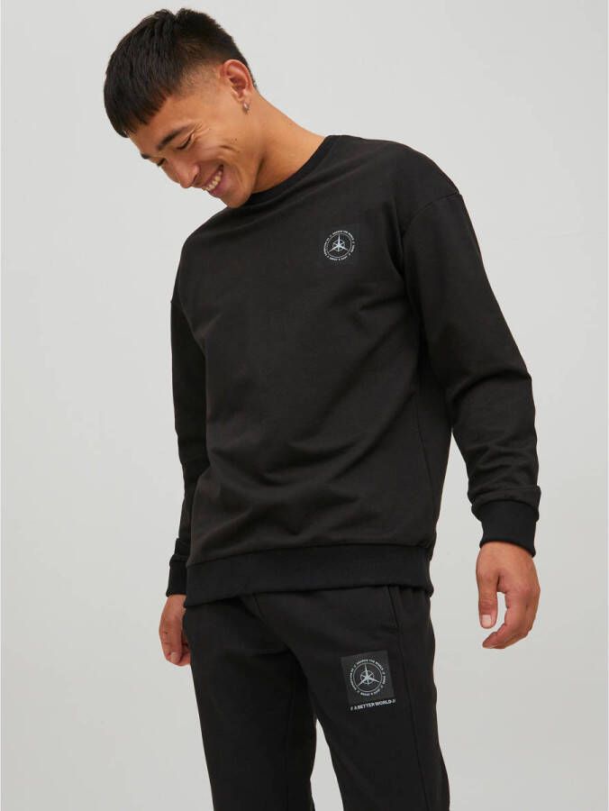 Jack & Jones Sweatshirt JCOFILO SWEAT CREW NECK SN met print op de achterkant