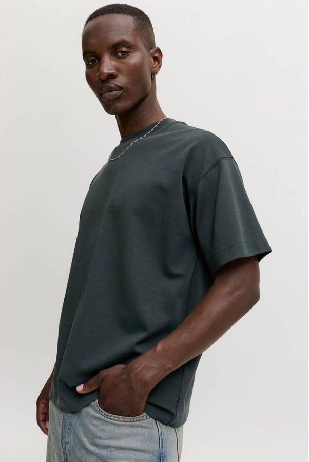 JACK & JONES ESSENTIALS oversized T-shirt donkergroen - Foto 2