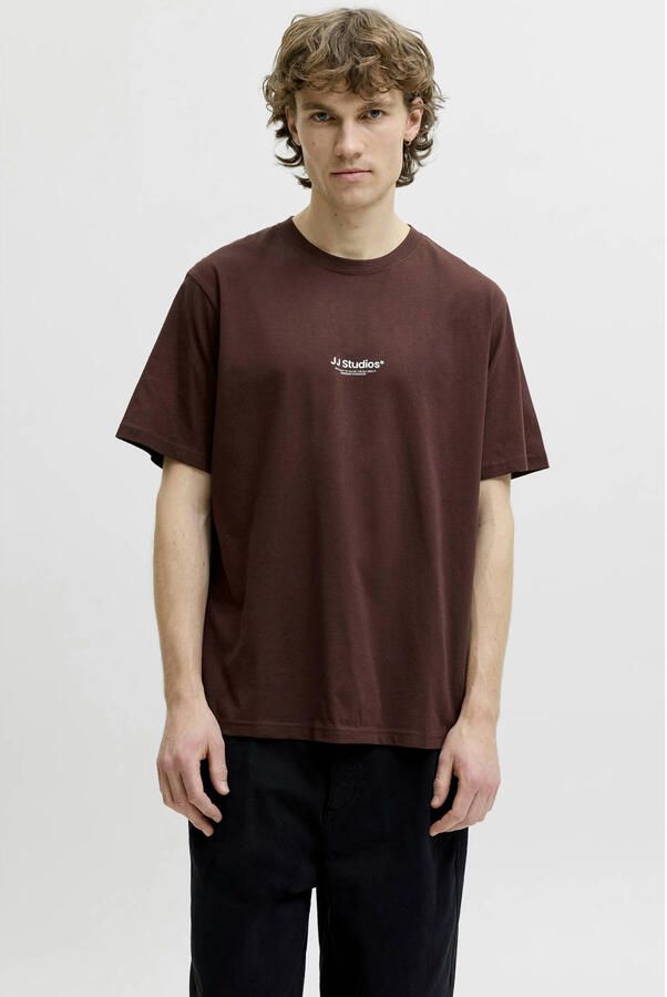 JACK & JONES ESSENTIALS relaxed fit T-shirt met print roodbruin