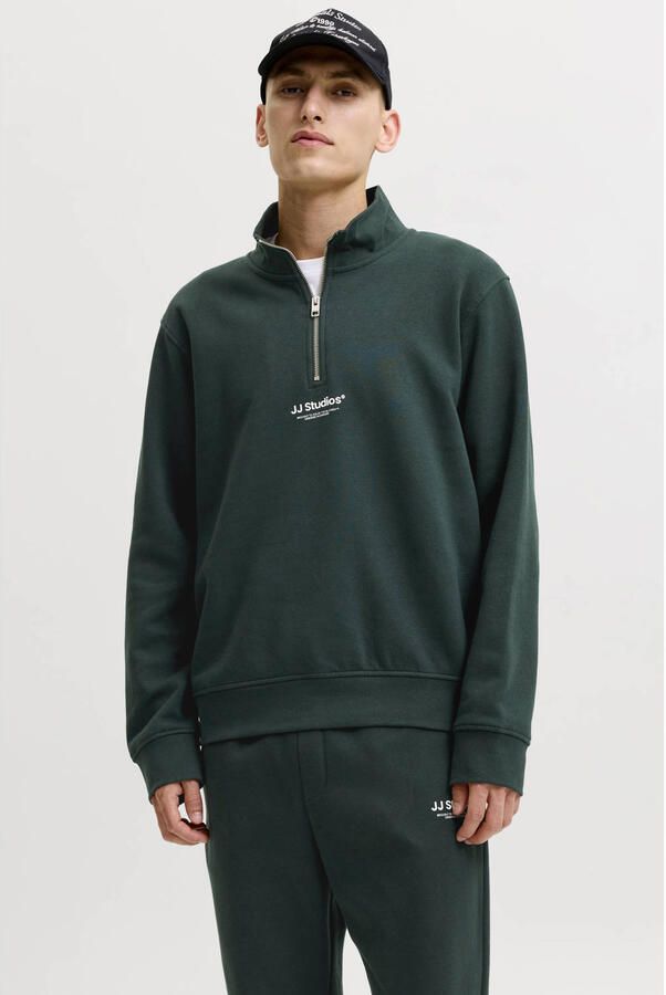 JACK & JONES ESSENTIALS relaxed fit trui met print donkergroen