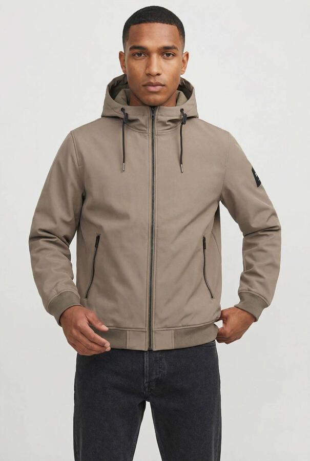 JACK & JONES ESSENTIALS softshell jas lichtbruin