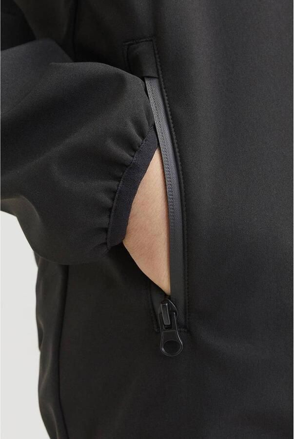 Jack & Jones Junior Softshell-jack JJTHEO waterafstotend en onderhoudsvriendelijk voor dagelijks gebruik