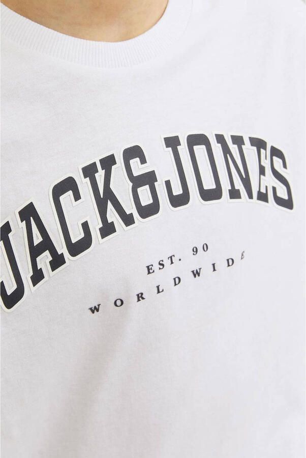 Jack & jones JUNIOR T-shirt JJECALEB VARSITY met logo wit Jongens Katoen Ronde hals 152 - Foto 3
