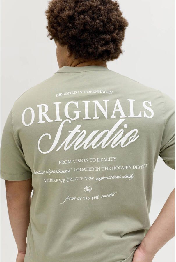 JACK & JONES PLUS SIZE regular T-shirt met backprint Plus Size groen - Foto 3