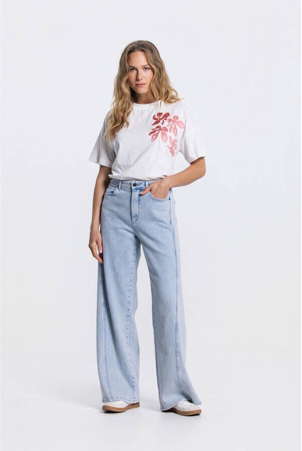 JANSEN AMSTERDAM Dames Tops & T-shirts Riley Shirt Co 184 Short Sleeve Wide Fit Satin Embroidery Flower Wit - Foto 7