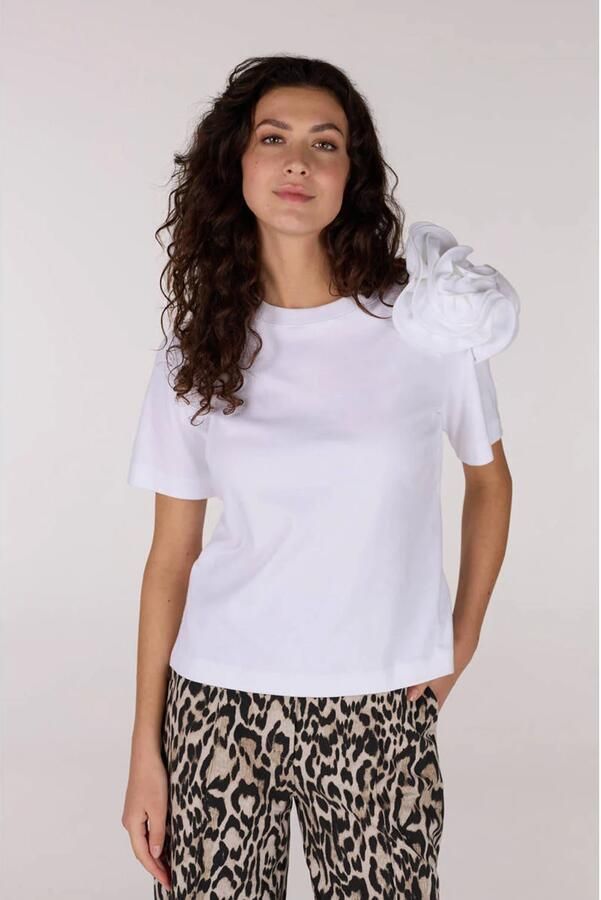 JANSEN AMSTERDAM Dames Tops & T-shirts Roxy T-shirt Co 105 Short Slv Flower Detail Wit - Foto 7