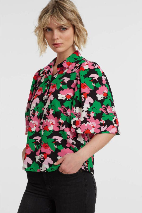 JDY blouse MILA met all over print zwart groen roze