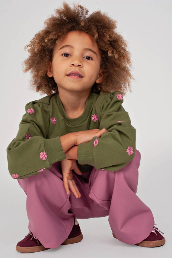Jubel oversized sweater Moon Flowers olijfgroen roze