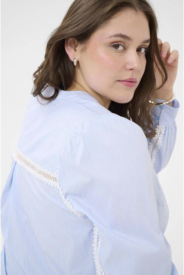 Kaffe Curve blousetop met krijtstreep lichtblauw - Foto 3