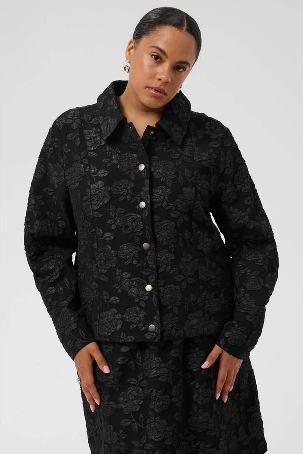 Kaffe Curve Plus Size gebloemde jas zwart